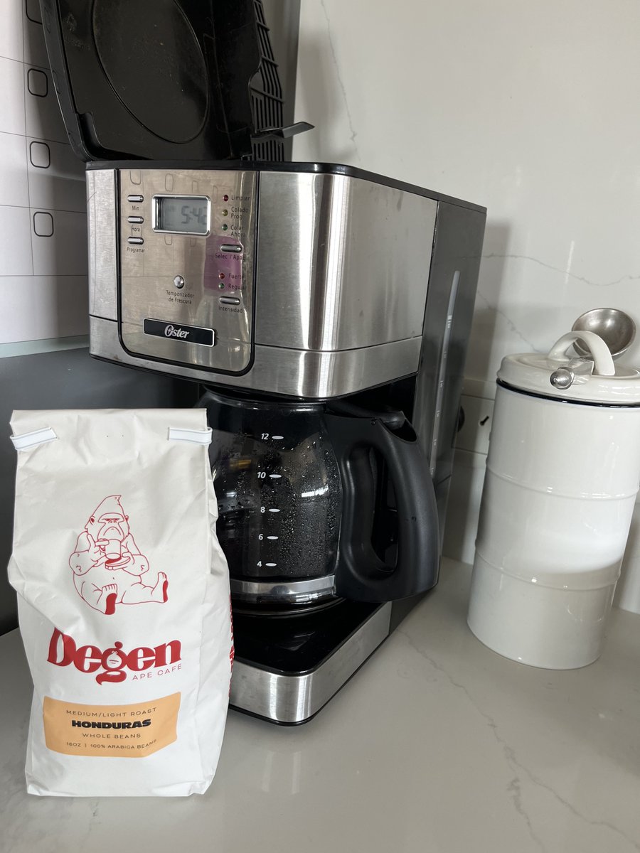 <a href="/degenapecafe/">Degen Café ☕️🦍</a> ☕️🦍