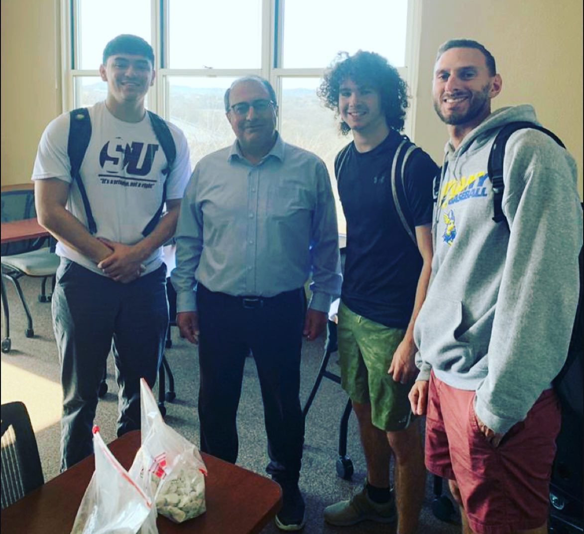 SchreinerBSB's tweet photo. Day 1 of Spring ‘23! #FIGHTforSCHREINER #SCACbsb #s3b #PicsWProfs https://t.co/PTGs34zoV8