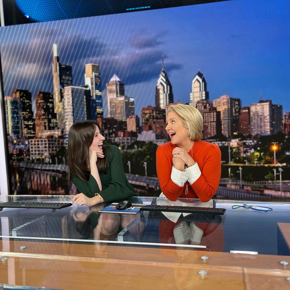SheilaWatko's tweet photo. Casual photoshoot with the one and only @tracydavidson to celebrate #TheEndIssue of @phillycurrent! We LOVE this magazine and to be featured in this issue alongside so many remarkable Philadelphians is truly such an honor and so, so exciting!🤩🥳 https://t.co/0NyLycKCvk