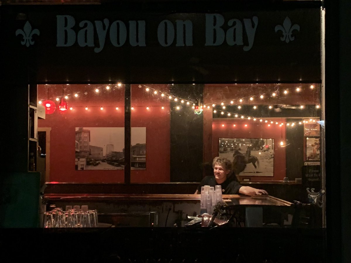 Will2PhotoWell's tweet photo. @BraydenCreation Reconsidering Life Choices
#red #redphoto
#DrinkResponsibly
#streetphotography
#bar #Alone #lonely
#Isolation #mentalhealth
#night #NightCafe
#nightowls #nightclub https://t.co/wmrVwplGGx