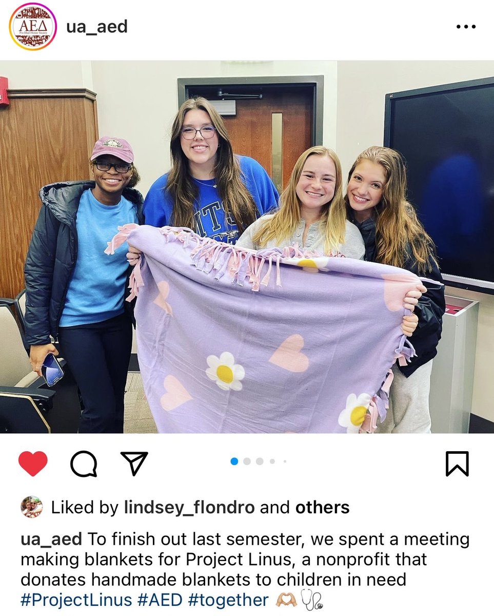 DebFlondro's tweet photo. @LFlondro we see you! #volunteering #alphaepsilondelta #projectlinus https://t.co/F0c4gVOkMF