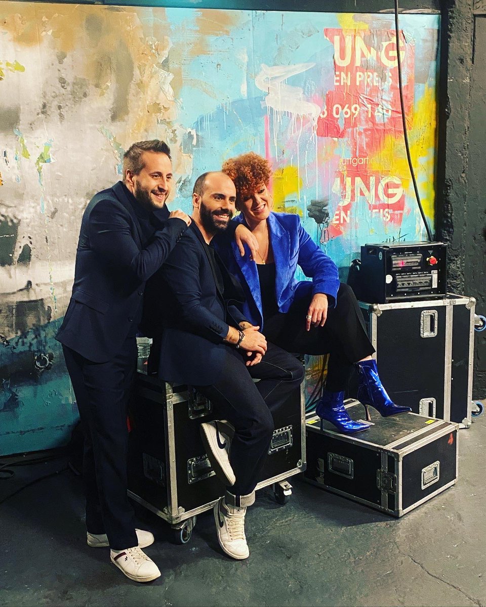 Trois Cafés Gourmands tweet media