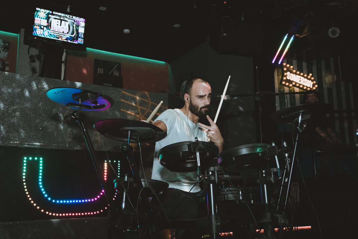 TravassosFoto's tweet photo. Concerto dos @relaxsynthpop no @uoutrodiscobar a no 14 de janeiro. 
.
.
.
.
.
.
.
.
.
.
#concertphotography #concert #concertphoto #concerto #concertos #80s #eighties #artist #artistsoninstagram #artistas #musicos #músicos #musicosportugueses #band #bandas #bandasderock https://t.co/UueD0iZ5mL