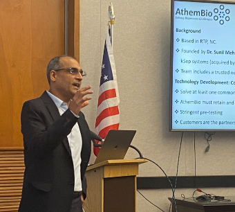 FFVCHangar6's tweet photo. Today at First Flight, we have an open presentation from Athem Bio. 🔬🥼One of our residential companies who is sure to bring global change with their three revolutionary technologies.🌎 We Look forward to seeing you here✈️ https://t.co/pegZIfGoHw