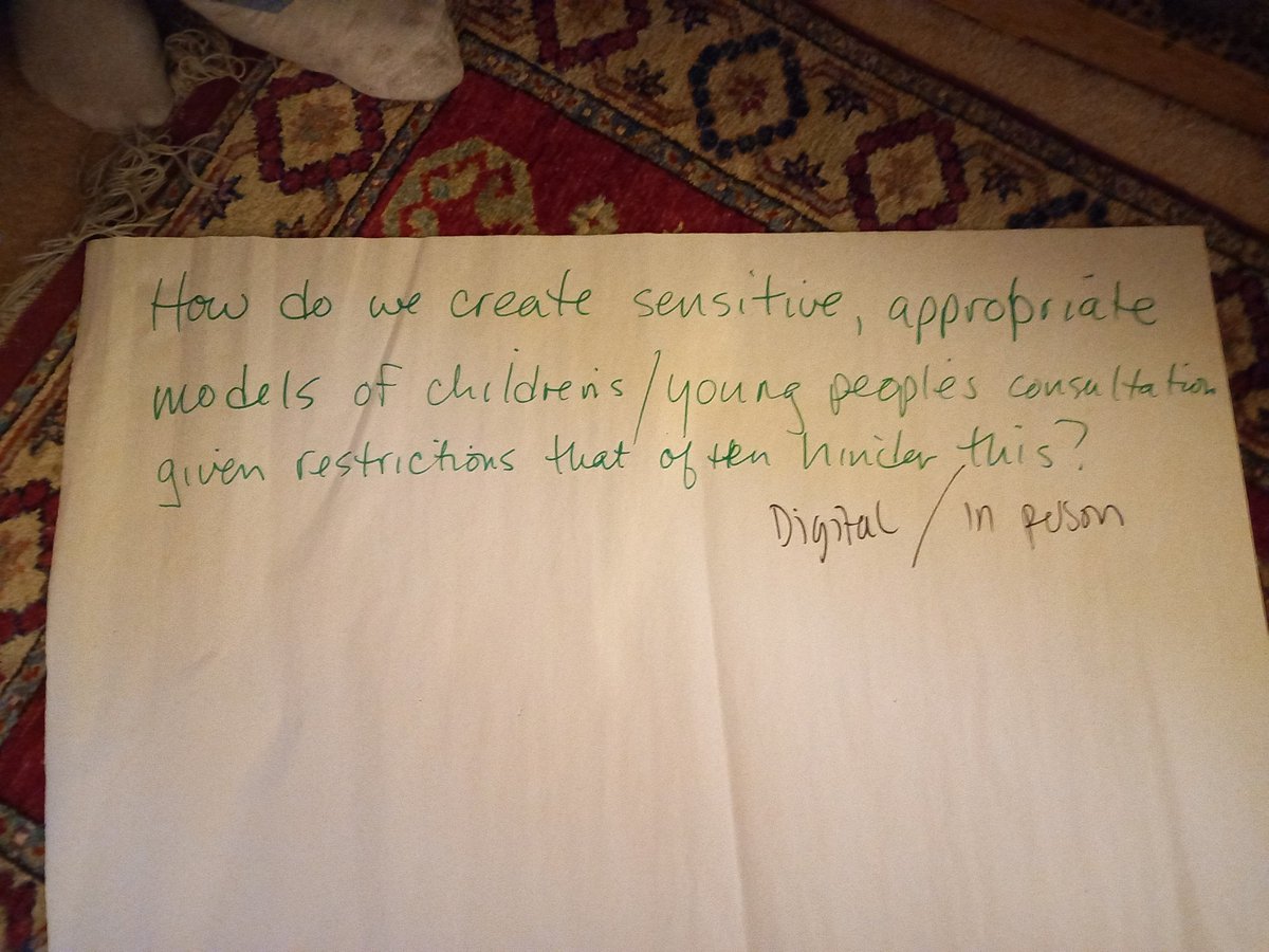 Ellie Griffiths tweet media