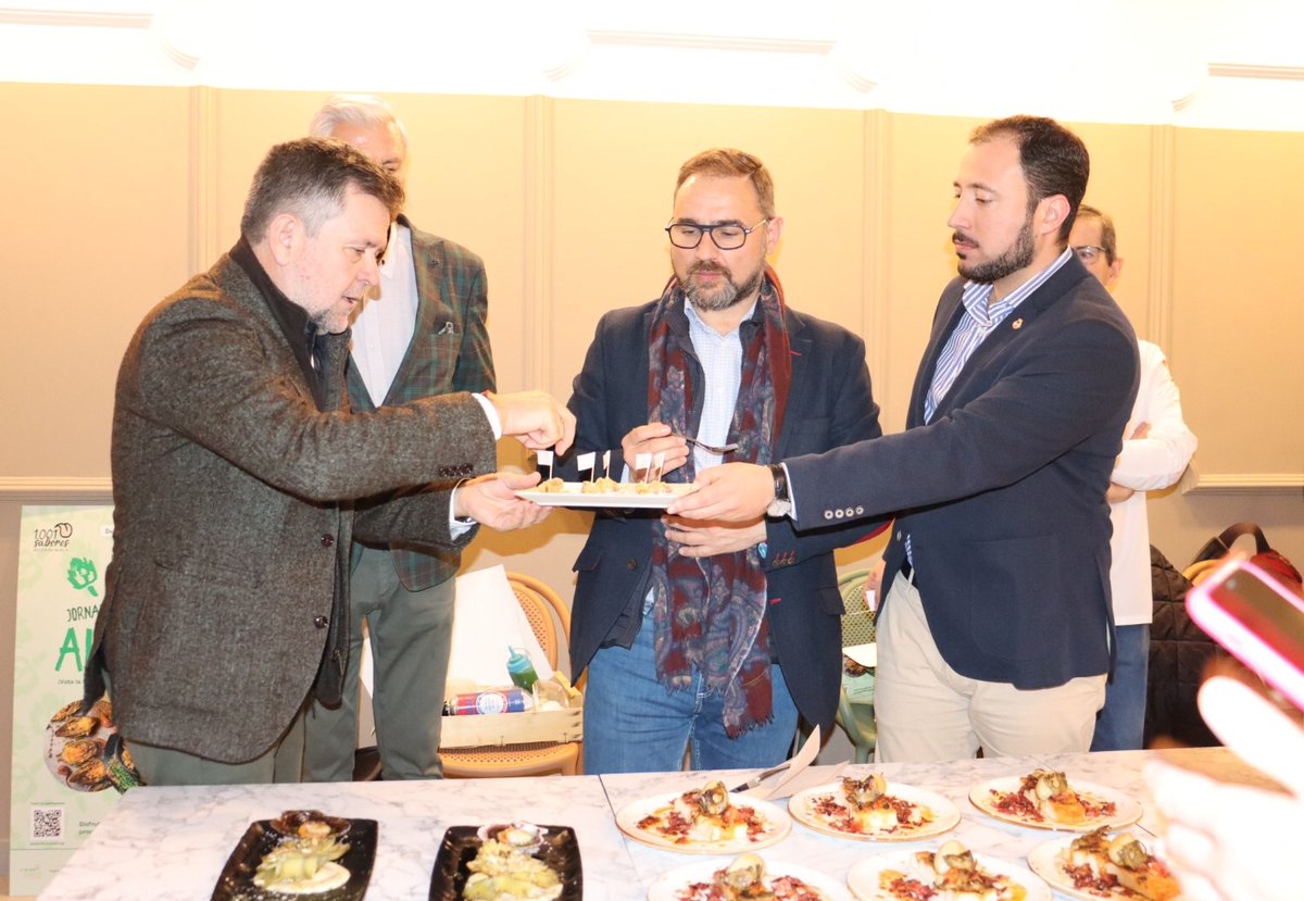 economialorca's tweet photo. 🆕La concejalía de Economía y @Hostelor  organizan las primeras Jornadas Gastronómicas de la Alcachofa🍽️ en #Lorca

🔗 https://t.co/QaOBSTTpiY

#ComeEnLorca https://t.co/TYgXNkWa4L