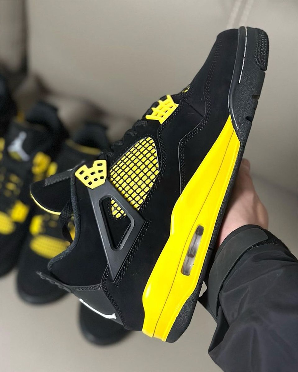 SneakerNews's tweet photo. Is the Air Jordan 4 "Thunder" a COP or a PASS? https://t.co/cbLqdkn63q