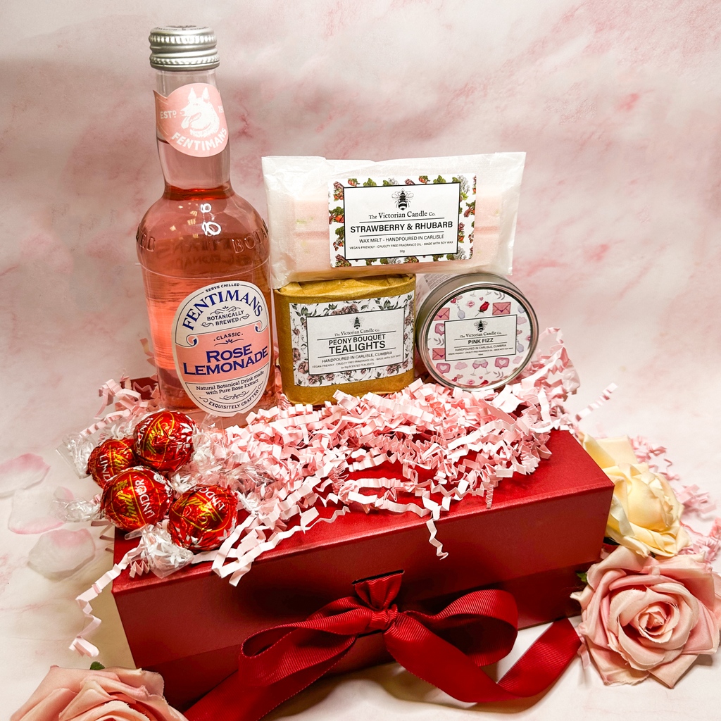 victorian_co's tweet photo. The perfect present for this Valentine’s Day! 🎁 

This Friday we’ll be releasing our special line of Valentine’s gifts - with our Deluxe Gift Box being a must-have this season of romance! 🥰 

Available on our website at 6pm this Friday ✨ https://t.co/4riyMZBMze