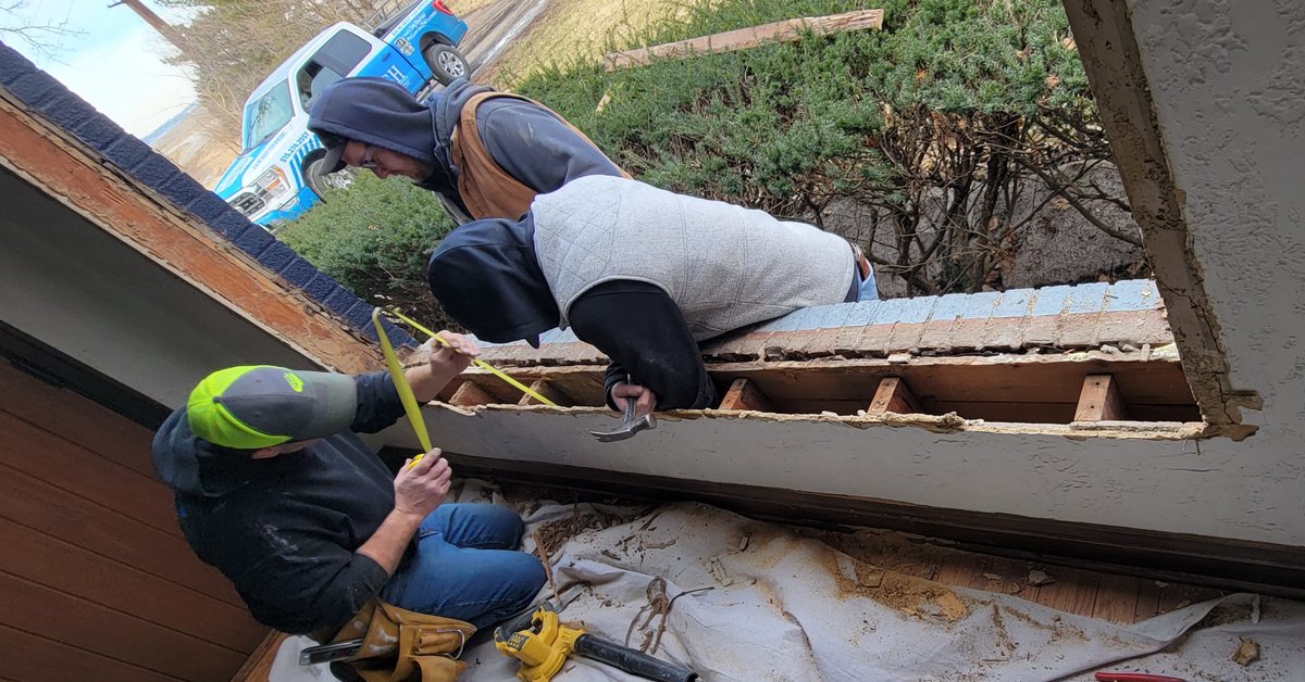 bureshhs's tweet image. Most contractors would just cover up rotten wood like this, but at BHS we will let you know and replace the rotten wood before putting the new window in!