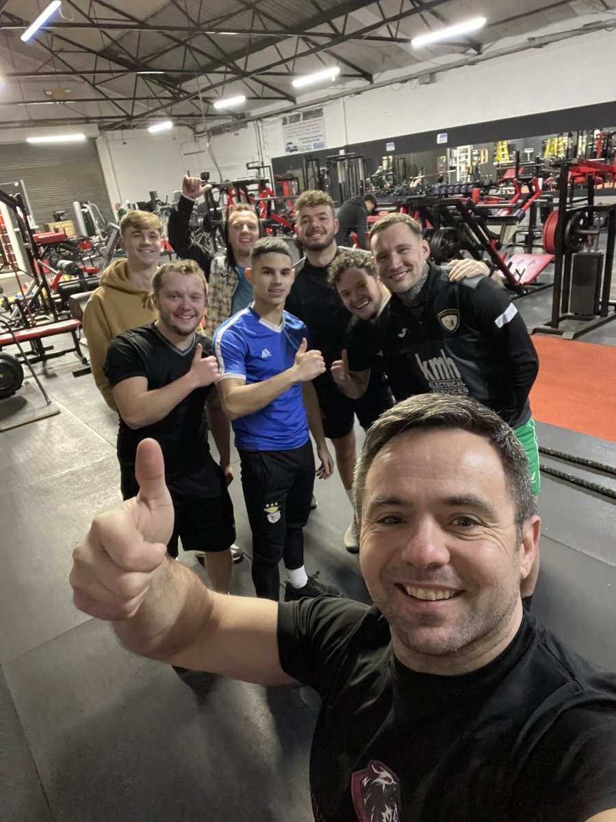 Velocitymaxfit1's tweet photo. Awesome having the boys of The Rising Sun Football Team train with us again at @bhpgym @wallsend_c 
There is gonna be some sore bodies tomorrow! #workouttime #trainhard https://t.co/iqe3stTC3m