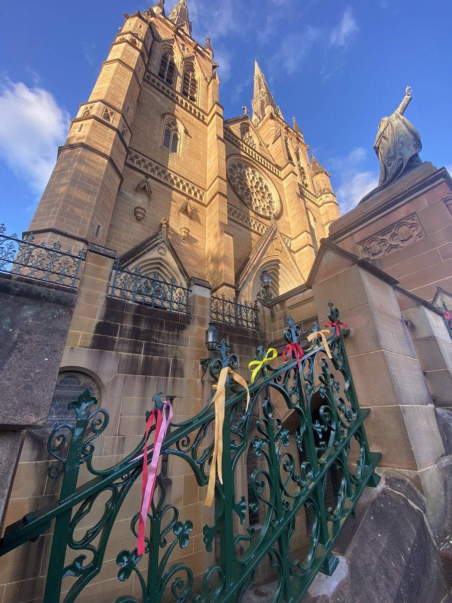 grifsu's tweet photo. I placed ribbons at St Mary’s Cathedral in memory of the victims of Pell’s coverups. #Pell #ribbon https://t.co/zFwYcBtpw4