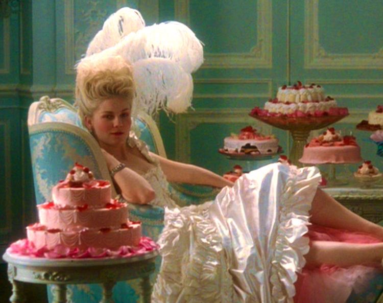 sommungucci's tweet photo. Somi It would be so cool if you did something like that, like the movie Marie Antoinette🥺

#Somble #솜블왔솜 #솜아내말좀들어바 https://t.co/r9j2Y98veG