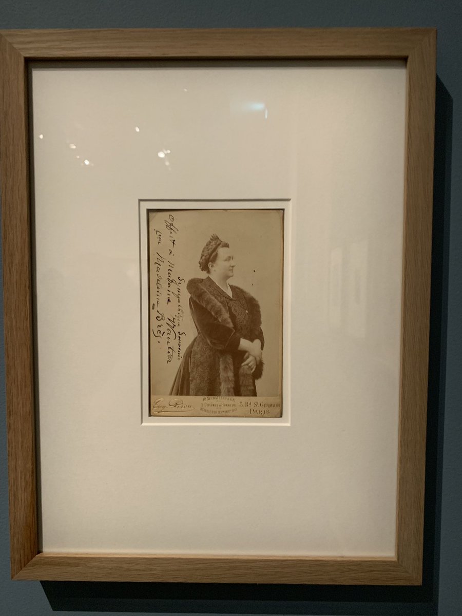 DawnInspire's tweet photo. Suite de l’#expo #ParisiennesCitoyennes avec quelques rares émancipations professionnelles : #MarieCurie, #CamilleClaudel dont le critique O. Mirabeau dit qu’elle « prouve que son sexe est susceptible de création personnelle » , Madeleine Brès 🥇 🚺 en médecine. @museecarnavalet https://t.co/aWkikqFkJw