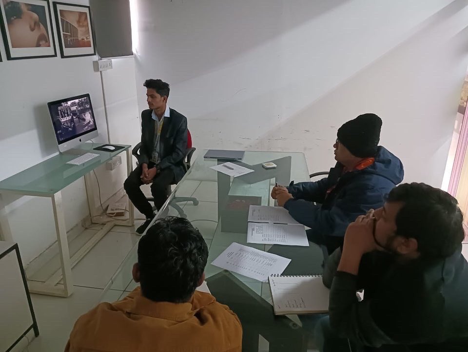 iipcca_india's tweet photo. The jury is made up of well-known photographers, curators, agency leaders, and editors who will select a group of photographers and provide feedback.
#critique #g20india #photobooks #digitalart #iip #indianinstituteofphotography #iipacademy #photography #lifeatiip #noida #success https://t.co/T0eMbMF3Xj