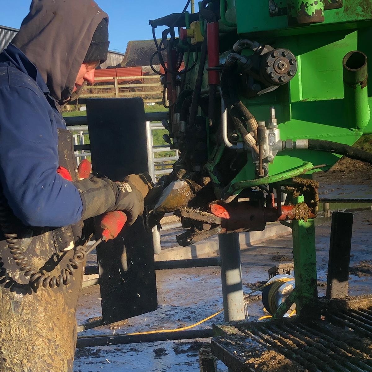 FarmingPartners's tweet photo. A beautiful (if chilly!) day for routine hoof trimming #teamdairy #farm365 #scottishfarming #grasstomilk #happycows #farmingpartners https://t.co/KObug1ex2t