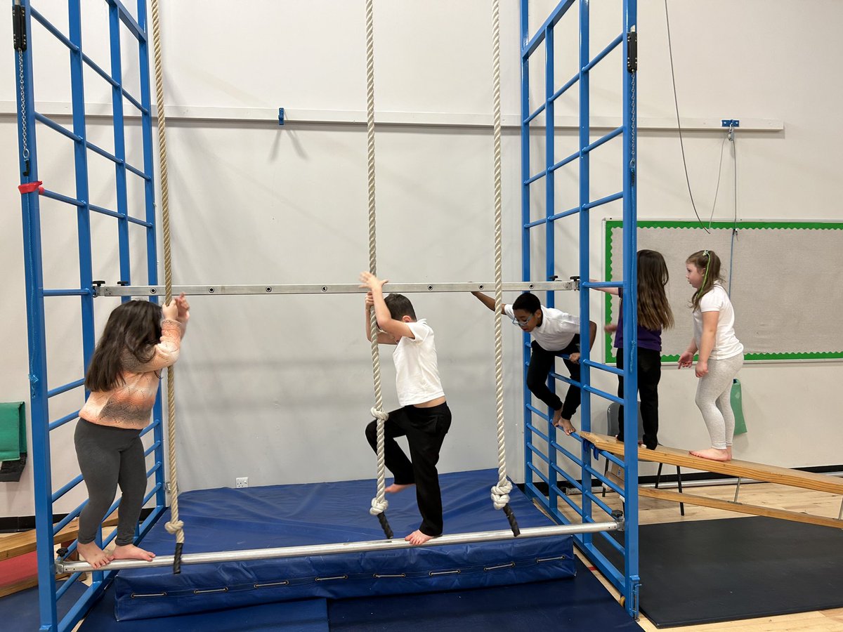 StJosephs_P6's tweet photo. P3/2 had so much fun doing gymnastics in PE this morning🤸‍♂️We enjoyed being creative and using our gross motor skills and coordination to jump, climb and balance 🧗‍♀️@stjosephsedin https://t.co/tJ1LqD9UKW