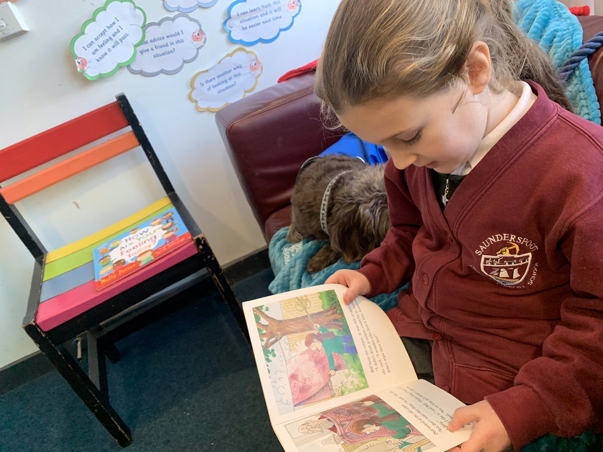 A lovely afternoon reading to Blue our reading dog. The children thoroughly enjoyed reading to Blue and look forward to their weekly sessions. @Burnscommunity