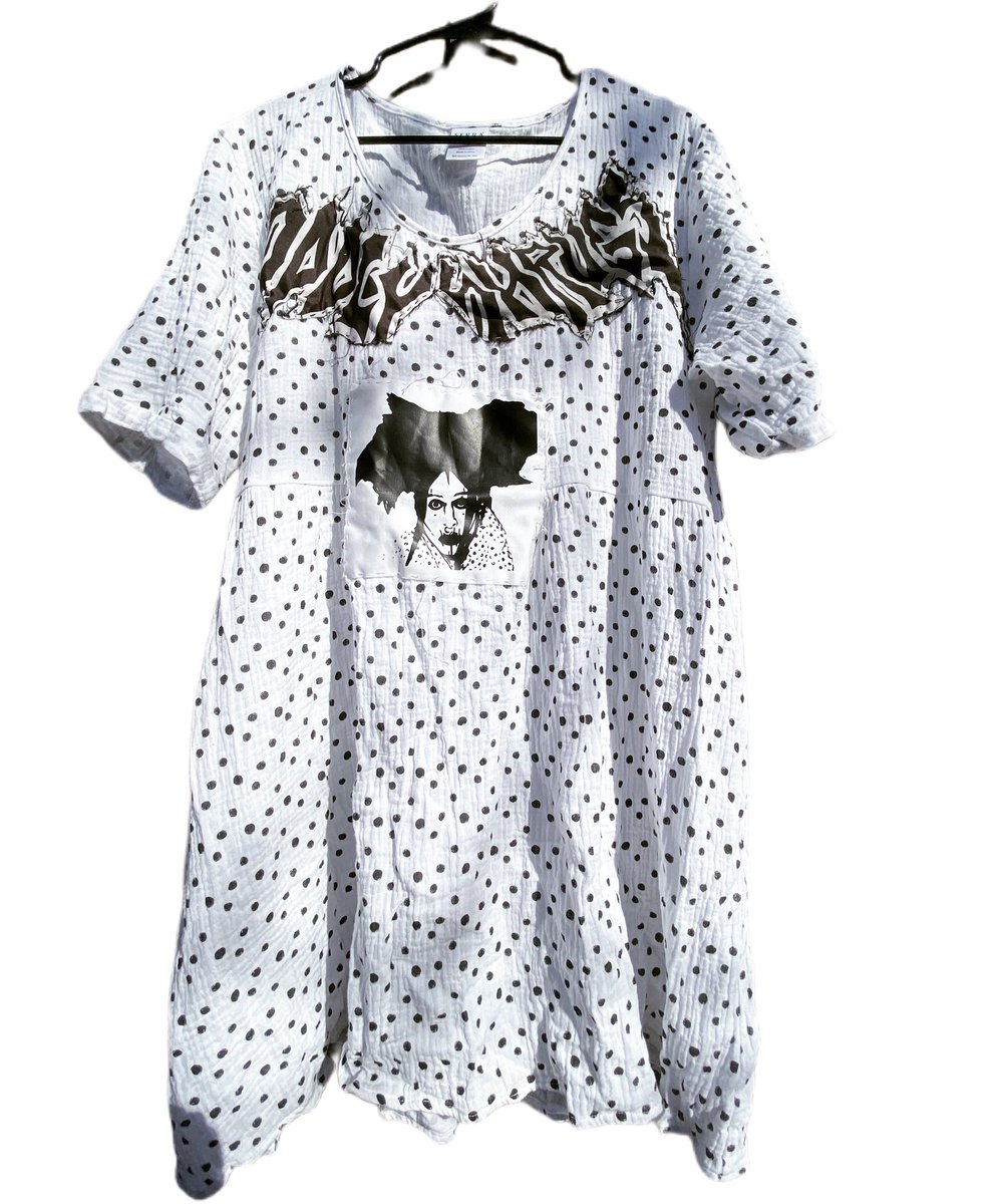 AVAILABLE 

Hand made /  sewn oddly shrugs patches by me