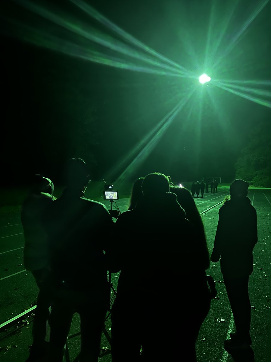 ASUS_ib's tweet photo. Desafiar tus propios límites puede ser realmente reconfortante, pero hacerlo de la mano de #ASUS es algo excepcional.🏃‍♀️💻 Hoy te traemos un poco del #makingof de #TheIncredibleTrail. No te pierdas el recorrido que hemos creado para @susirodriguezgacio con el #ZenbookPro 14 #OLED https://t.co/DQ0Zh1fn4D