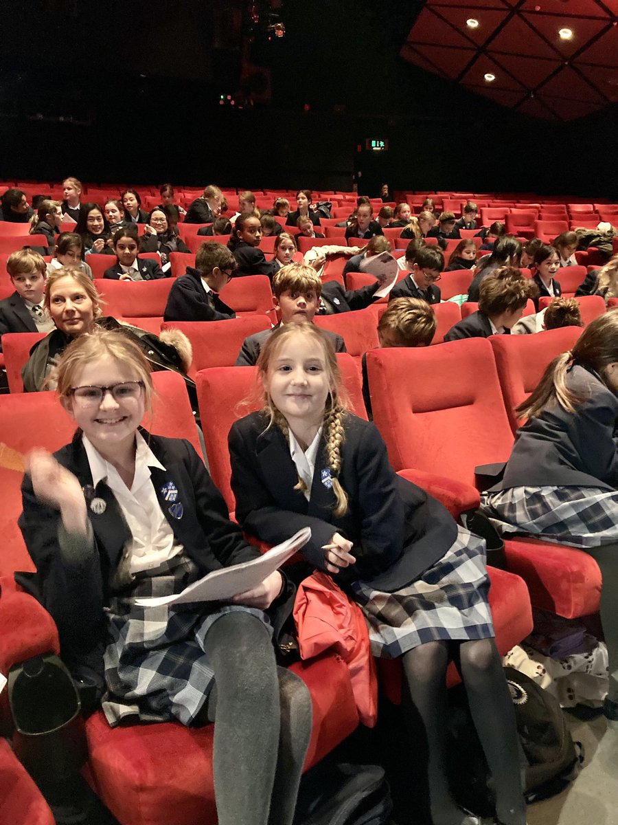 LatPrepEnglish's tweet photo. Great to be out and about on a crisp January morning- Y5 @LatymerPrep off to @BFIEducation for a day of workshops and film. Fab day! Thanks, BFI #lovefilm #schooltripsarefun https://t.co/jaRu1J0pwE
