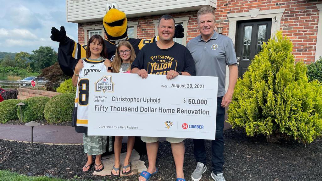 pensfoundation's tweet photo. Do you know an active duty military member or veteran who is deserving of $50,000 in home renovations?

We’d teamed up with @84LumberNews to help identify local military who are deserving of a home upgrade as a thank you for their sacrifice.

Nominate: https://t.co/edL9Hvv1jE https://t.co/ST4G5NTNx3