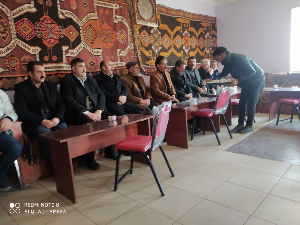 diyadin_ak's tweet photo. İlçe başkanımız Sn.@orhanozden04 ,il genel meclis üyemiz Sn.İhsan Güven ve ilçe teşkilatımız ile birlikte  "Akyurt" ailesine  taziye ziyaretinde bulunduk.Merhuma Allah’tan rahmet ,ailesine ve yakınlarına sabırlar dileriz
📍Ulukent Köyü https://t.co/5n9e9YnTe2
