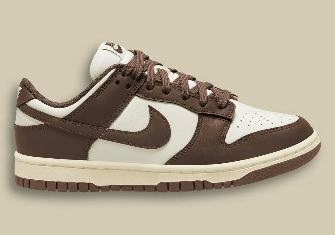 JustFreshKicks's tweet photo. Nike Dunk Low "Brown/Sail" Releasing This Year ☕ https://t.co/qpKKcK2qtc https://t.co/UC9YZHSJcX