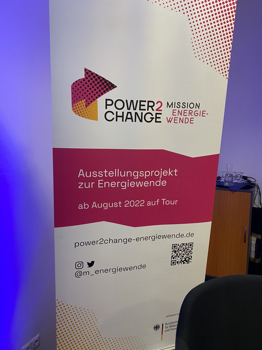 lenajudick's tweet photo. Heute durfte ich die Ausstellungseröffnung @m_energiewende #power2change in Bremerhaven moderieren @Klimahaus_Brhv @BMBF_Bund #energiewende #transformation 💪 - die Ausstellung kann ich nur empfehlen https://t.co/VX7y4Lk6Xx