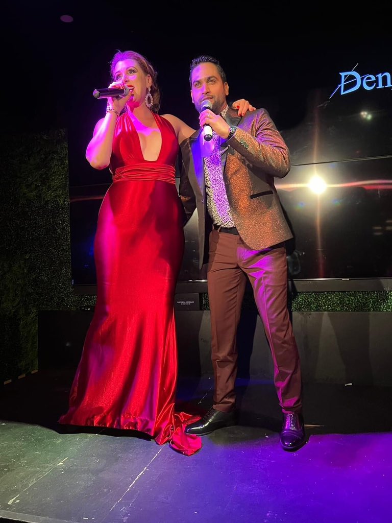 Maylucita's tweet photo. #supermachi #maylu #mayluhernandez #soprano #happybirthday #cabaretcubano https://t.co/ceKw5GYCRE