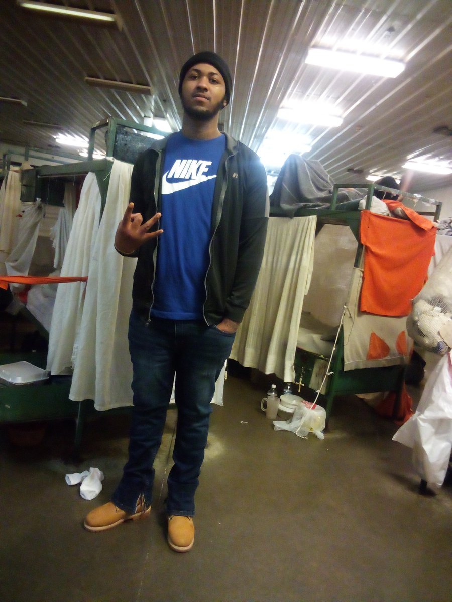 _ygmarr's tweet photo. free da ones got caught w it🔐
rest in peace da ones got caught w/o it⚰️
#freemarr💚 https://t.co/i1vUsweFy2
