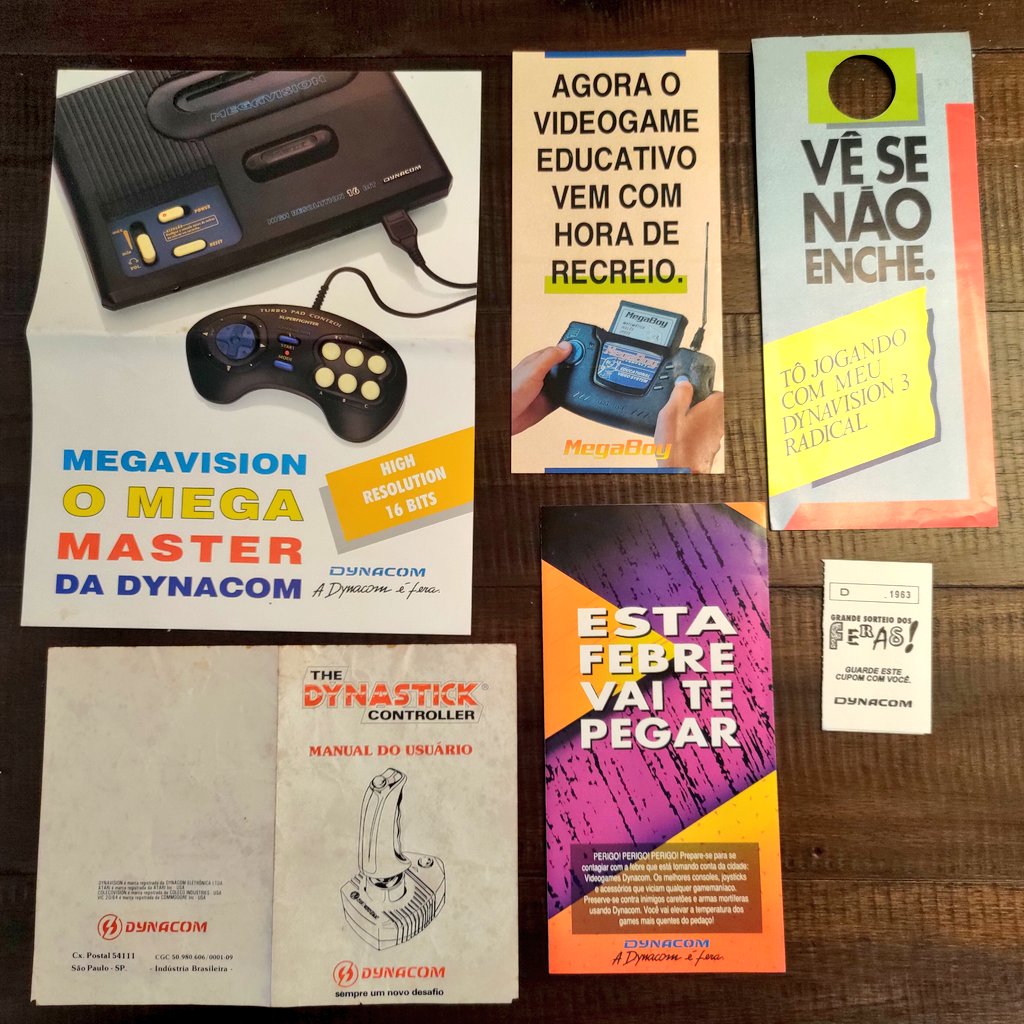 marcelcampos's tweet image. 👀 Olha essas propagandas do Dynavision, MegaBoy, Dynacom. Tenho até o manual do Dynacom, e tenho o controle tbm. 🤯

(Mais fotos em detalhes no Thread)
#dynacom #dynavision #retro #retrogames @pablittomagno @switchlifebr @Fiaspo @ratoborrachudo @BRKsEDU @Hightowerbranco