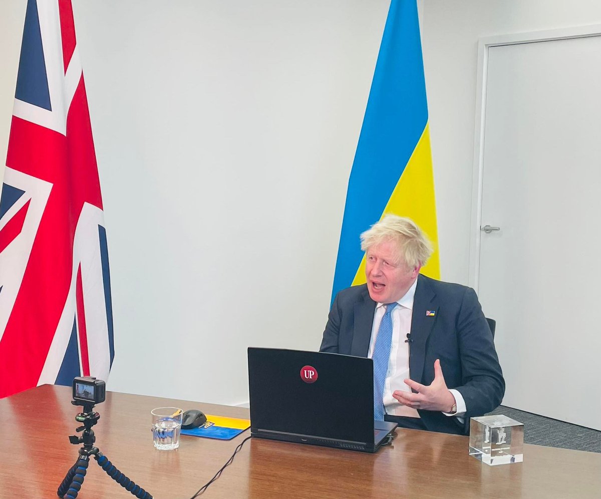 ukrpravda_news's tweet photo. 🇬🇧 Колишній прем’єр Британії Борис Джонсон отримав у Лондоні нагороду УП "Друг України". Джонсон сказав, що для нього це дуже цінна нагорода і він пишається тим, що її отримав.

Також ми записали з ним інтерв’ю — читайте вже завтра на сторінках "Української правди" https://t.co/6hfQ5kcN2e