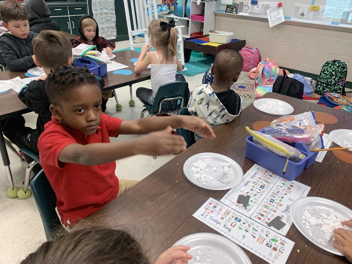 Mrs. Shadburn's Clas tweet media