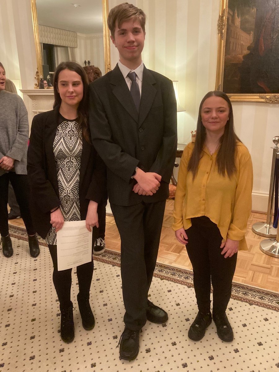 GvHouseGuernsey's tweet photo. Congratulations to @LeMurierSchool students Rhianna, Lewis, Jay, Blaze, Lucien, Zak, Charlotte, Noah, Fabian, Kalisha & Amy for completing the Bronze #DofE Award! A great achievement! Well done to all and thank you to @DofEGuernsey & @YouthCommGsyAld #StSampson #Guernsey https://t.co/Iy1VOPcdbo