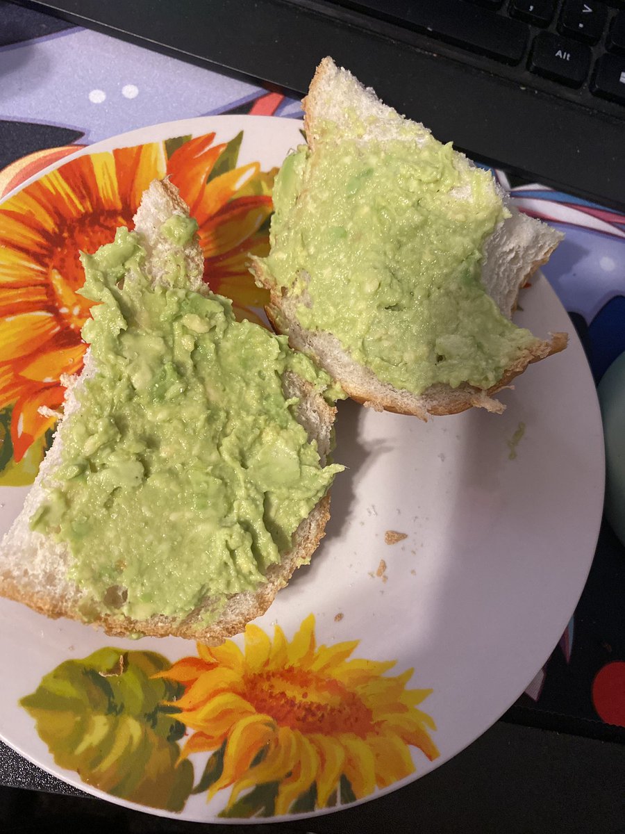 KaitlynKat2's tweet photo. Oh and here was my breakfast! #avocadobread #BreakfastTime #breakfast #foodie #food #health #selflove https://t.co/L1n27YmjCB