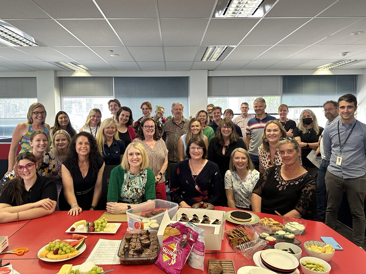 Clarissa_Thorpe's tweet photo. Some personal news: after more than 20 years with @abccanberra I'm leaving to make a career change into workplace training. I will miss my ABC colleagues but I'm looking forward to a new challenge. #Canberra https://t.co/b7WW8JANe2