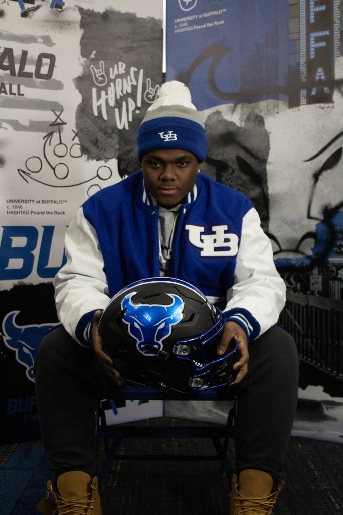 Thank you to <a href="/ronwhitcomb/">Ron Whitcomb</a> and <a href="/CoachMoLinguist/">Maurice Linguist</a>. I had a great time learning about <a href="/UBFootball/">Buffalo Football</a>