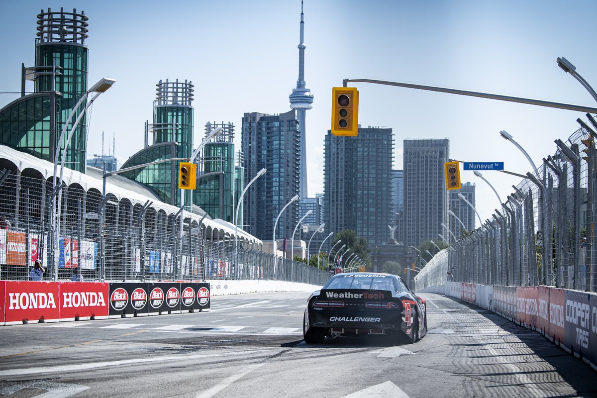 NASCAR Canada tweet media