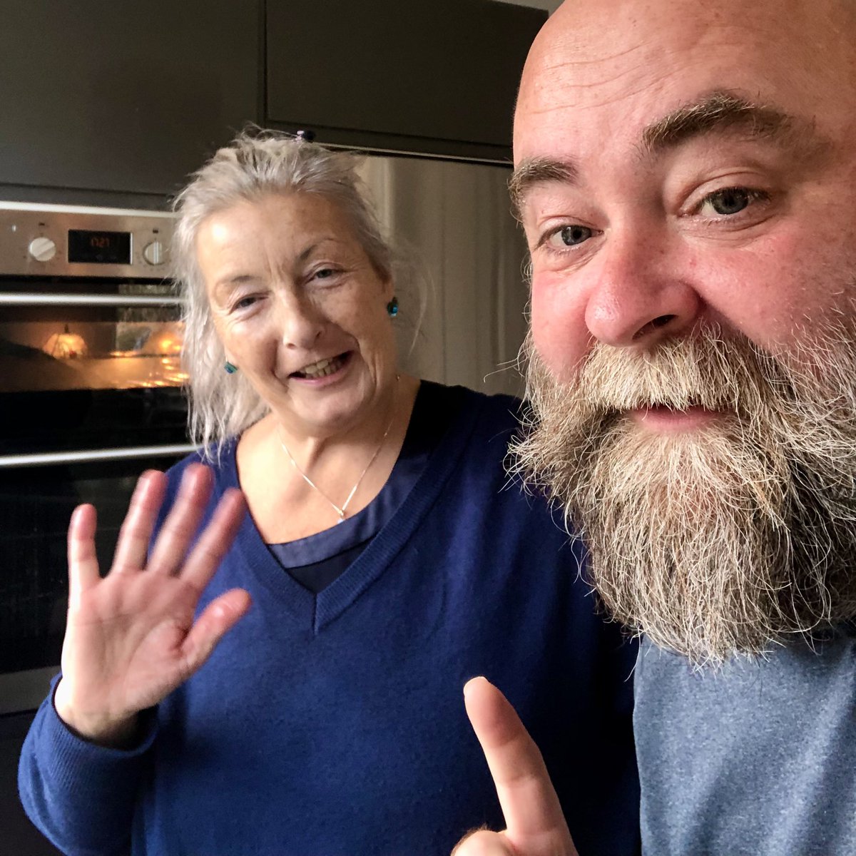 nicowilduk's tweet photo. A big thank you to Marie and Baz for their hospitality in Camborne 🙏❤️
#camborne #lovecornwall #walkbritain #coastal #coastalwalks #hikesofinstagram #hikescornwall #ukhikes #hikesafe #kindleunlimited #kindnessmatters #bekind #bekindtooneanother https://t.co/O32V2yFljV