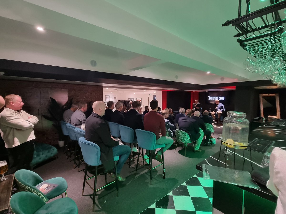 dollarsandart's tweet photo. It's a @SportingclubThe @sedulo_group thing. Top drawer thanks to all involved ⚽️👍💫 @PaulCKSedulo @IanStaffs #sedulo #sportingclub #philthompson https://t.co/sVgLt6e2QV