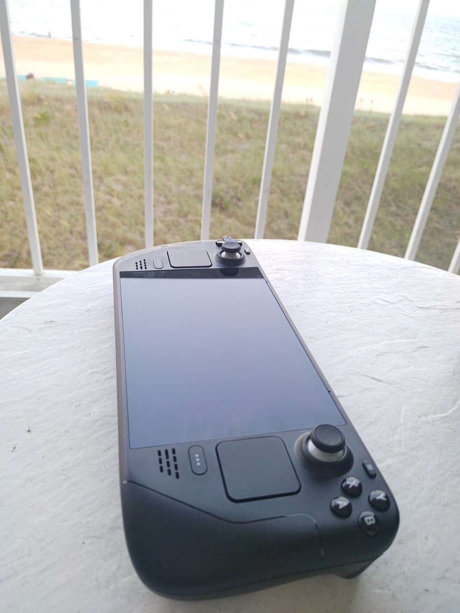 RetroTechx's tweet photo. With all of this talk of #fireemblem #AdvanceWars and #wargroove #tinymetal it got me thinking of #Fieldcommander on the #PSP if you have never played it, it's worth a go. I still have the cart, but I play it on #SteamDeck every now and then. https://t.co/XXwxzz6TCy