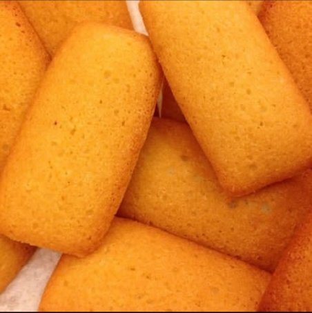 RealChenDeming's tweet photo. Susanna's Financier #yummy #biscuits #Food #happyday #Chrishmas #BoxingDay #RealChenDeming https://t.co/6qetPwa7Dt