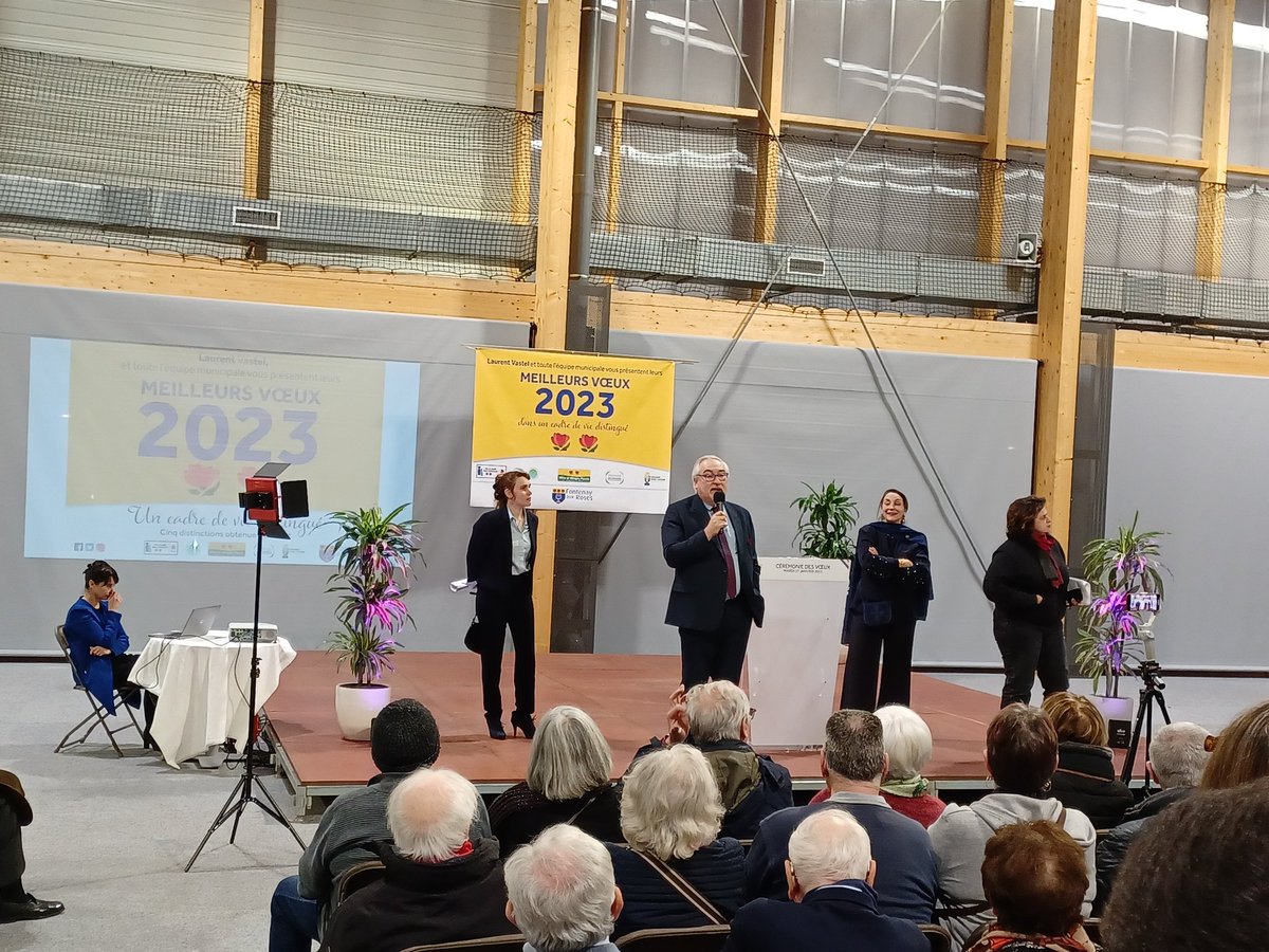 Voeux de la ville de Fontenay-aux-Roses aux acteurs économiques.  Sous l'égide du développement durable et de la RSE !
#cci92 #fontenayauxroses #commerce #entreprises #developpementeconomique #hautsdeseine #développementdurable