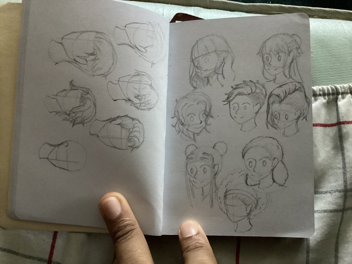 DGS_Brownie's tweet photo. Practicing more hairstyles
#sketchbookart #sketch #sketches #Sketching #traditionalart #hairstudy #dailyart2023 https://t.co/NDQ3WfwUUz