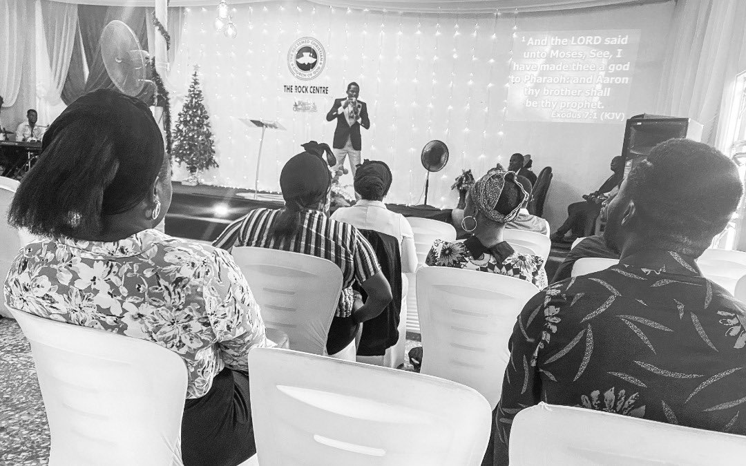 Drockcentre's tweet photo. A slide show of the amazing time we spend before Our maker and deliverer.
.
.
.
.
.
#therockcentre #trc #goforward #freedom #breakeverychain #gospel #peace #joy #faith #righteousness #holyness #rccg #rccgworldwide #yp7 #redeemed #jesus #godisgood #christian #church #service https://t.co/n4H7LgGwOs