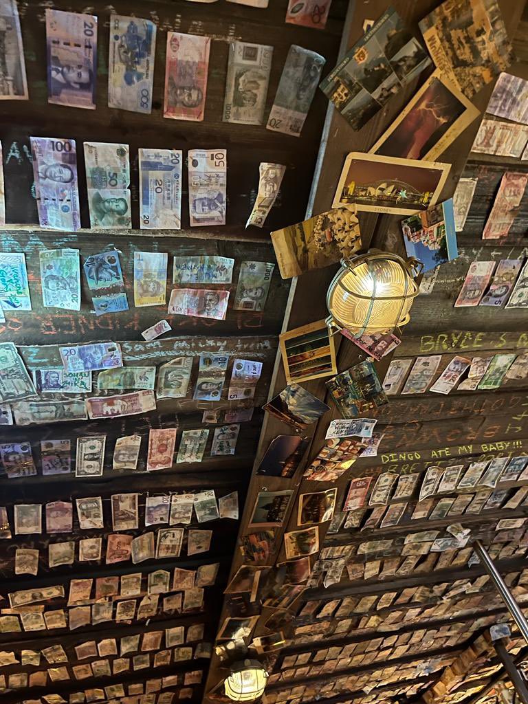 📸 | 𝘿𝙞𝙨𝙛𝙧𝙪𝙩𝙖𝙣𝙙𝙤 𝙙𝙚 𝗔𝘂𝘀𝘁𝗿𝗶𝗮

🇦🇹 Viaje Austria 2023
✍🏽 MorenoHernándezKet
📍Viena / Salzburgo (Austria)

📲 #morenohernandezket #mh #viena #salzburgo #NaturePhotography #Photography #nature #fotografia #naturaleza #austria #austrian