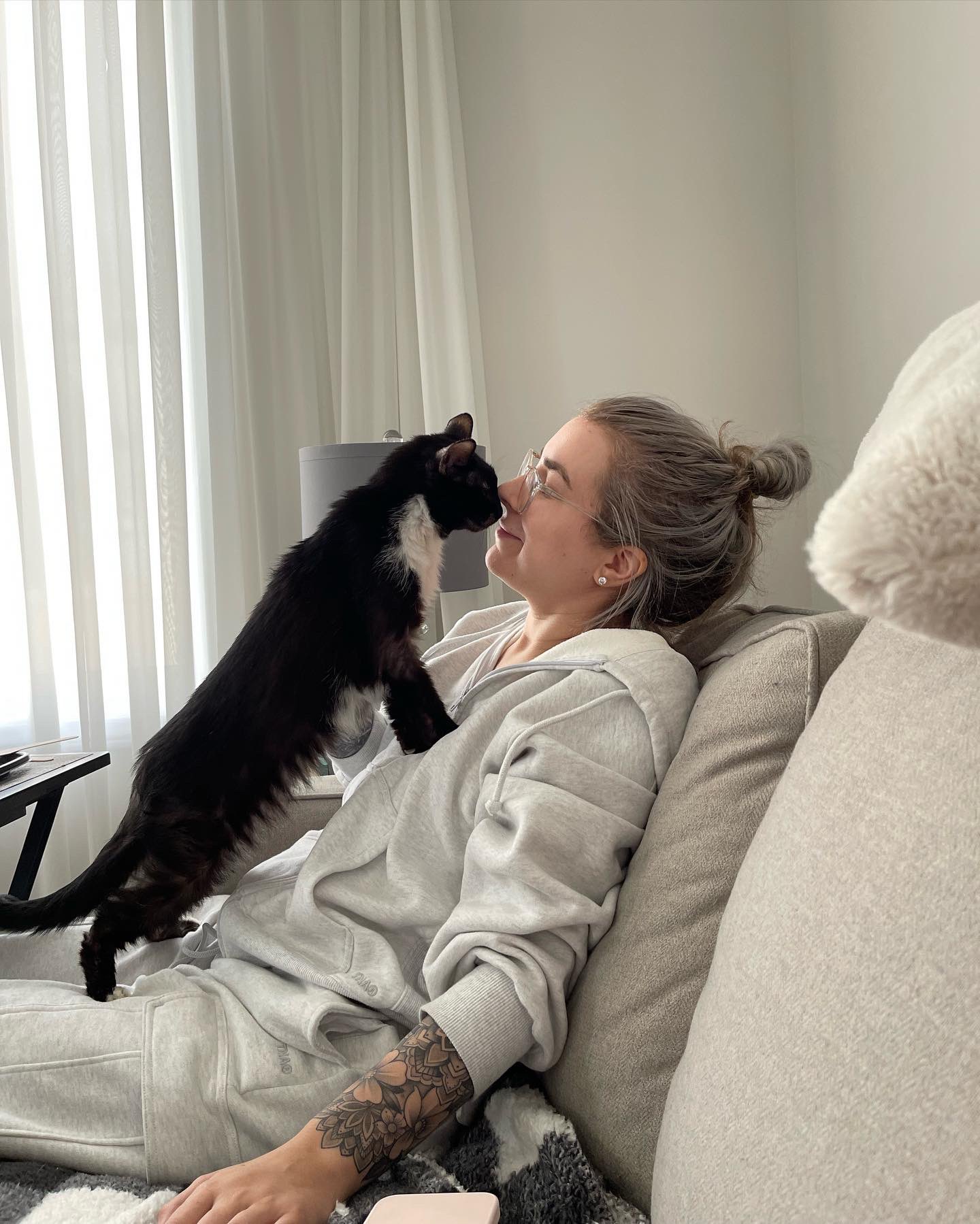 TW Pornstars - 4 pic. Lil Nugget. Twitter. 17 years of being my best