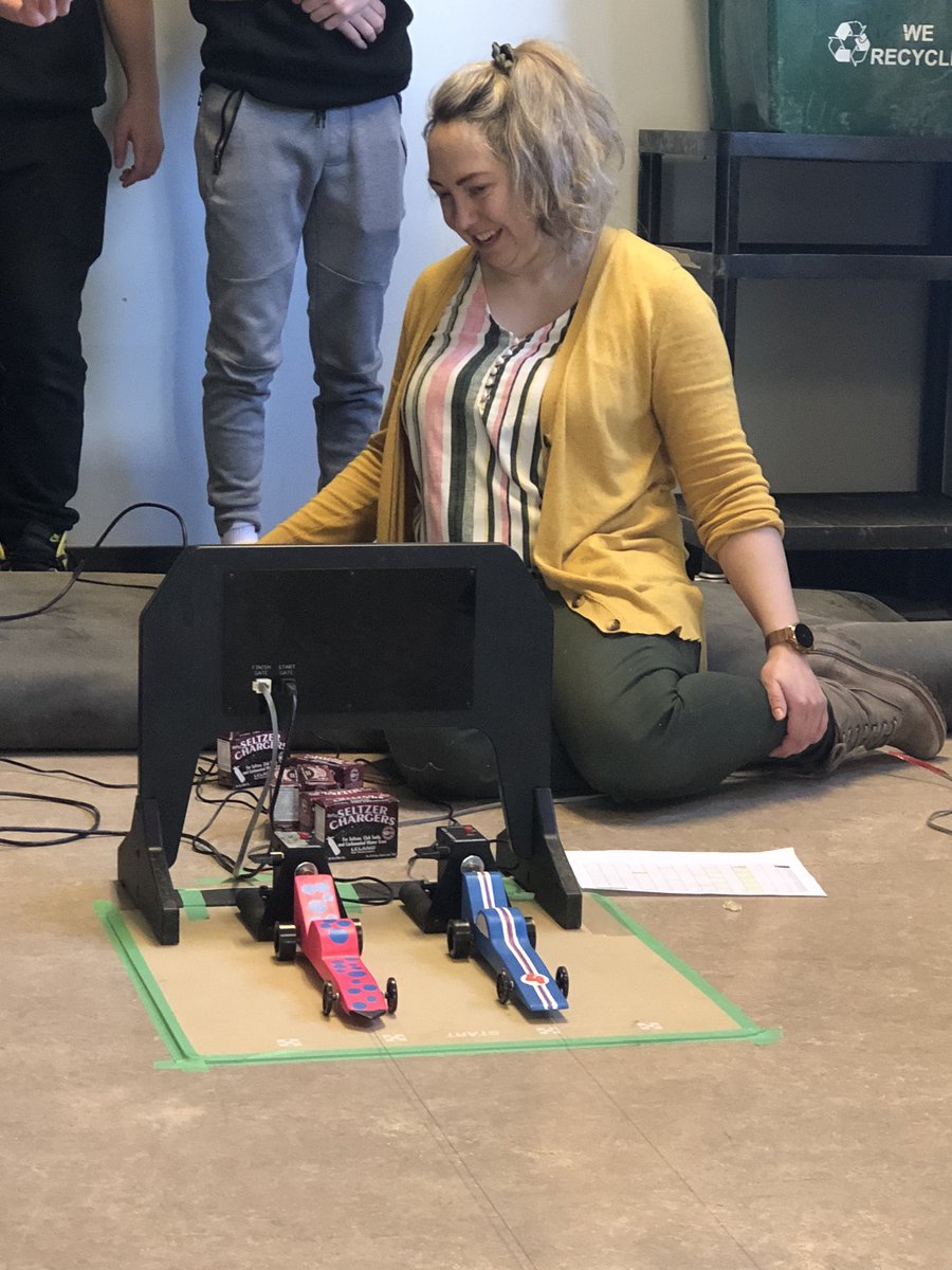 GMHSMustangs's tweet photo. Our grade 9 students enjoying racing their CO2 cars today!! #RVSLearning https://t.co/3dixbRBALd