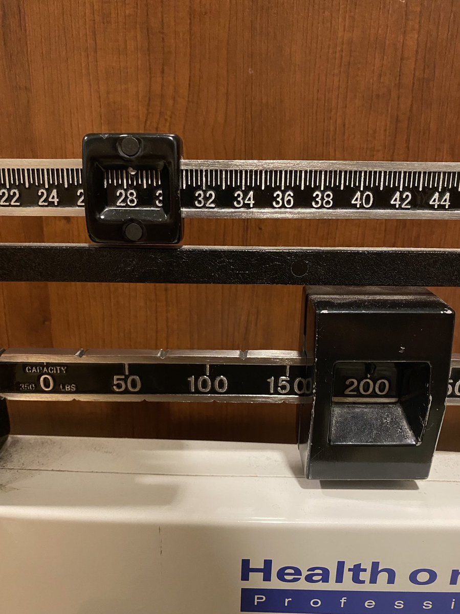 1.5 weeks left of my small bulk. Almost at the 230lbs goal. Feel good in the gym, workouts have gotten a lot better weight wise. Sickness and travel fatigue washed out of the system! Mentally preparing for the cut- I do this.