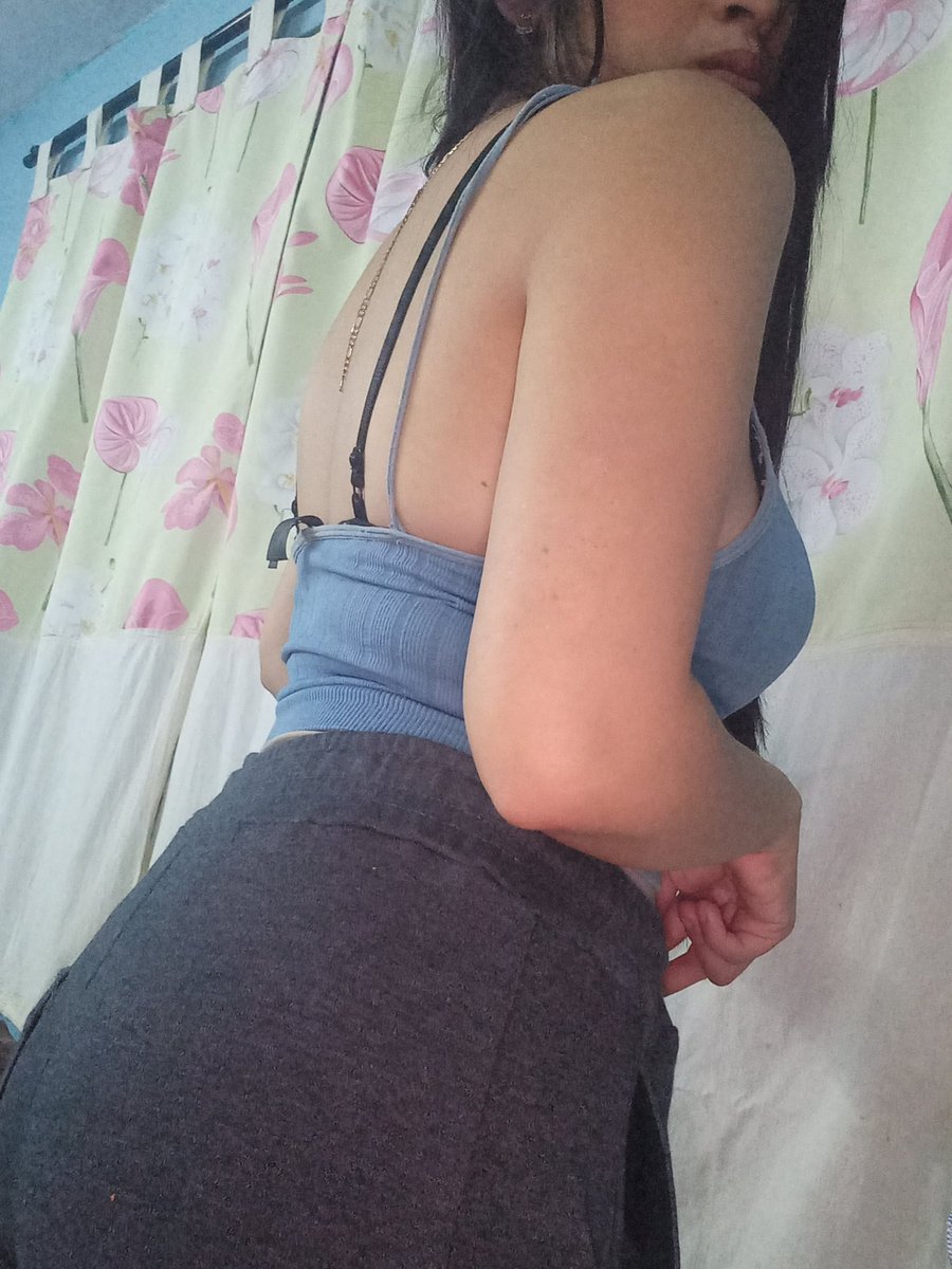 Mercy240629's tweet photo. Aun no me sigues?💜☺😏😏😏💧💧💦https://t.co/Gn2sbJjeKG https://t.co/Fr1emaGG0J